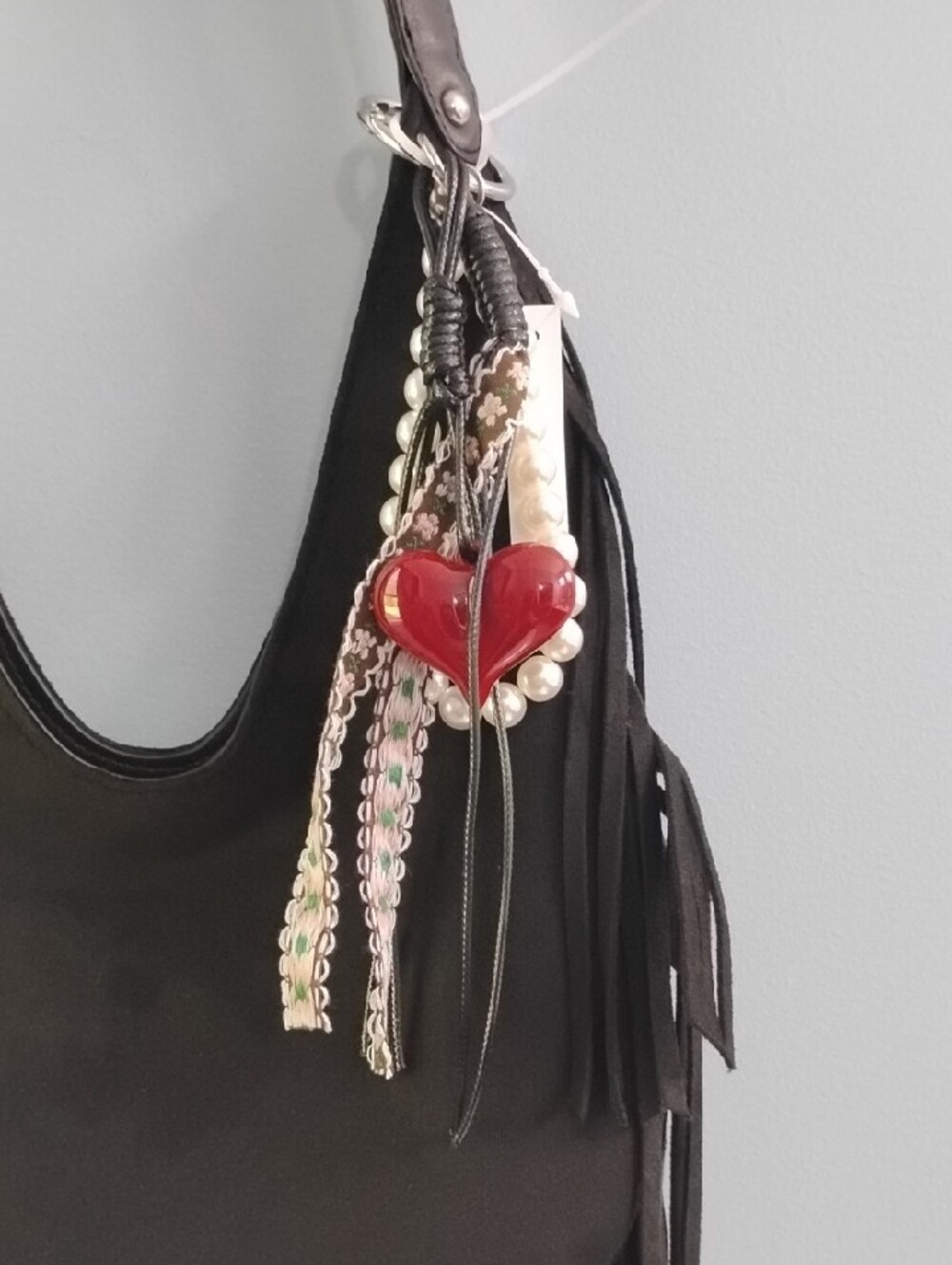 NWT Steve Madden Black Fringe Hobo Bag with Charm Accent - Picture 4 of 5